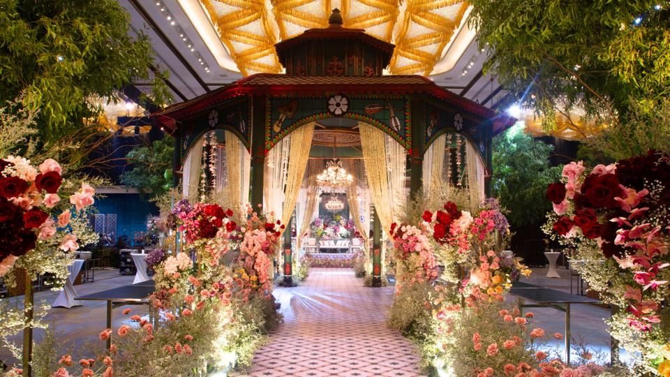 10 Ballroom Hotel Paling Glamour di Bali buat Resepsi Wedding yang Bikin Tamu Speechless