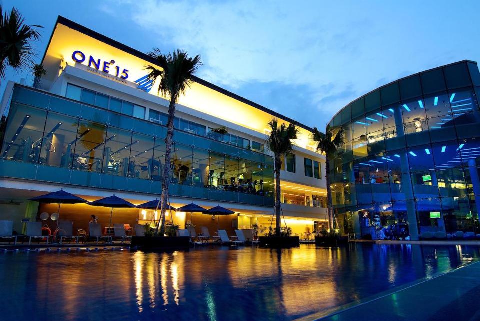 Sunset Wedding Vibes: 2 Venue Tepi Pantai & Marina Paling Romantis di Singapore
