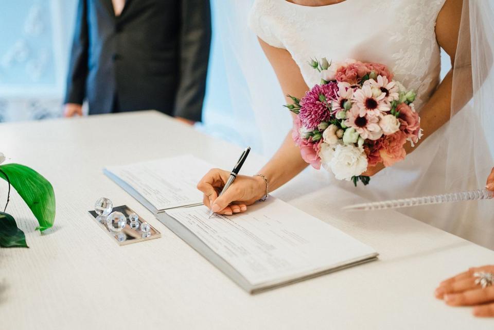 Syarat & Alur Nikah Terbaru 2025: Panduan Lengkap Buat Calon Pengantin Biar Nggak Ribet