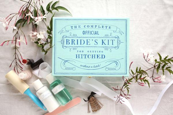 Wedding Emergency Kit: 15 Barang Wajib yang Harus Dibawa di Hari Pernikahan Biar Bebas Drama